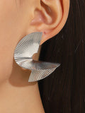 Momentlover Geometric Asymmetric Earrings Accessories