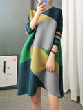 Momentlover Pleated Contrast Color Color-Block Three-Quarter Sleeves Loose Round-Neck Mini Dresses