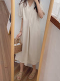 Momentlover Loose Solid Color V-Neck Pleated With Pockets Midi Dresses