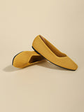 Momentlover V-Cut Solid Color Pointed-Toe Flats
