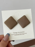 Momentlover Simple Casual 4 Colors Geometric Earrings