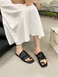 Momentlover Pleated Contrast Color Slippers